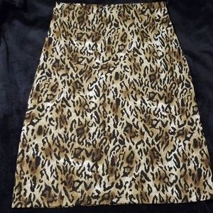 Fitted Lined Animal Print Skirt